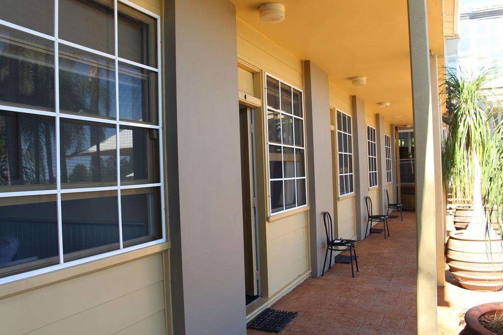 Squid'S Ink Motel Belmont Exterior photo